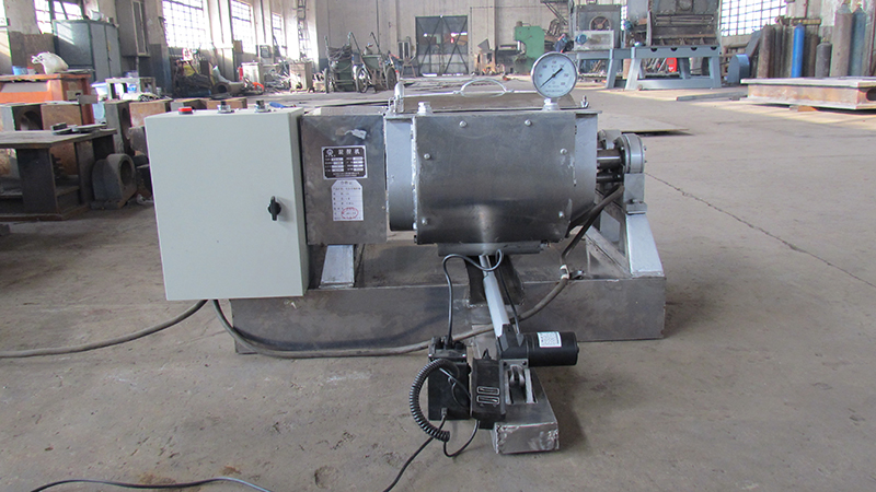 實驗用捏合機2.jpg 實驗用捏合機2.jpg